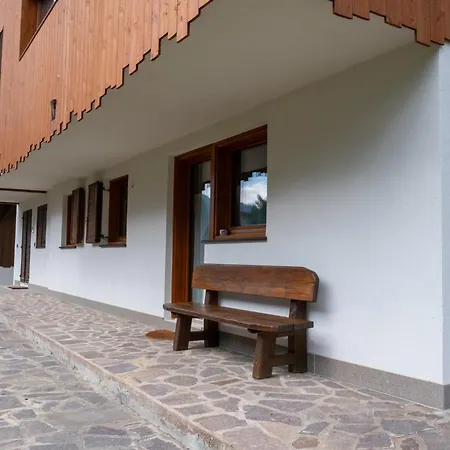 Cesa Leo Apartment *